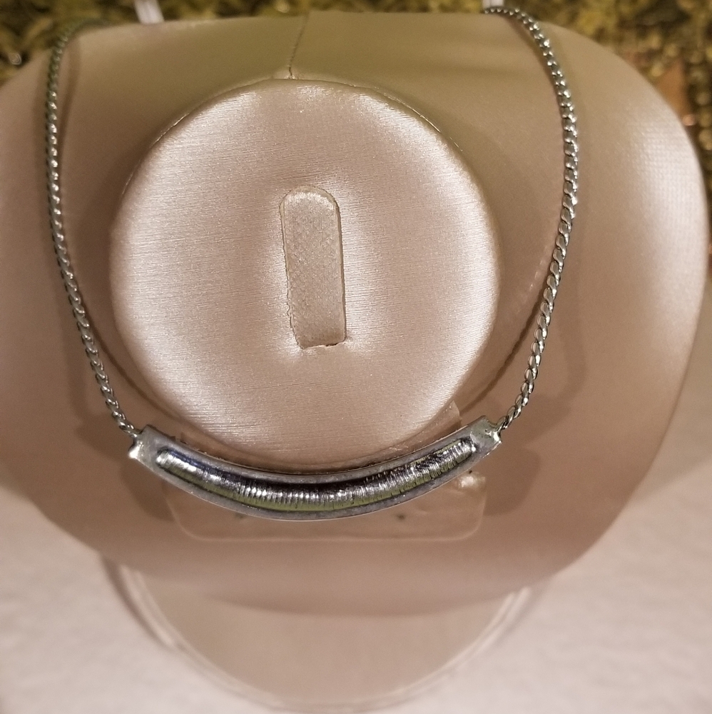 Silver Rhinestone Necklace Set - Picture 4 of 4